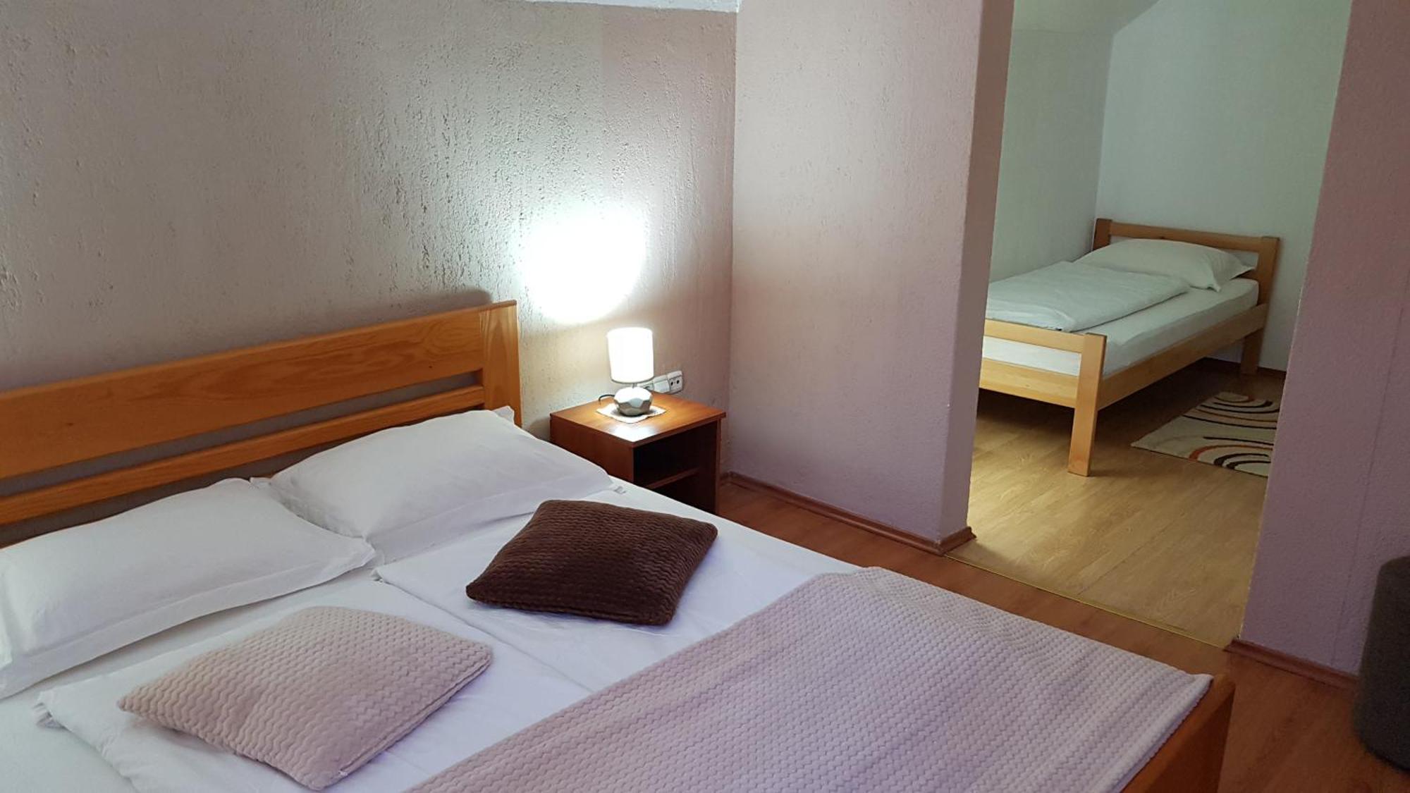 St George B&B Korenica Zimmer foto